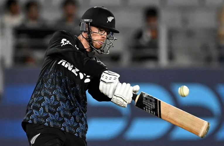 New Zealand defeat West Indies by 8 wickets in the 5th T20 to clinch the series 3–1.
